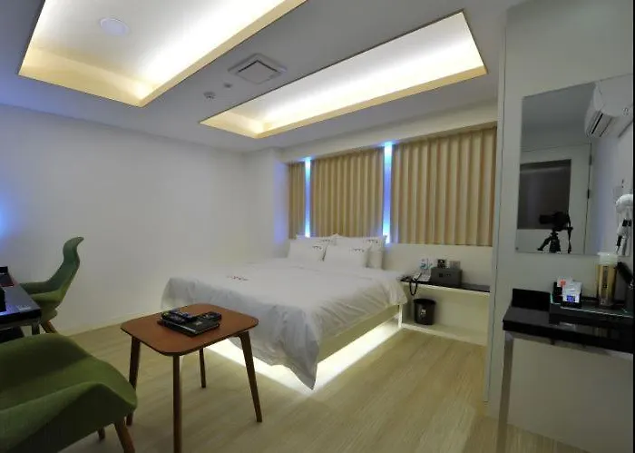 Ytt Hotel Nampo Busan