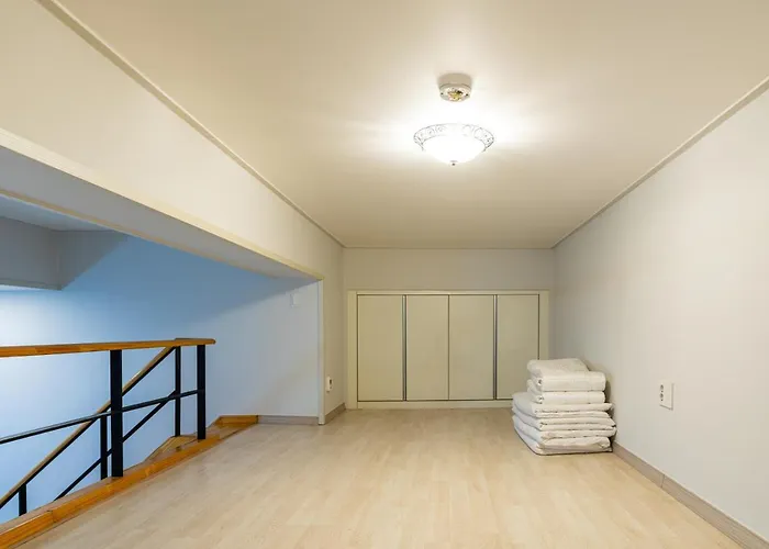 Ytt Hotel Nampo 3*