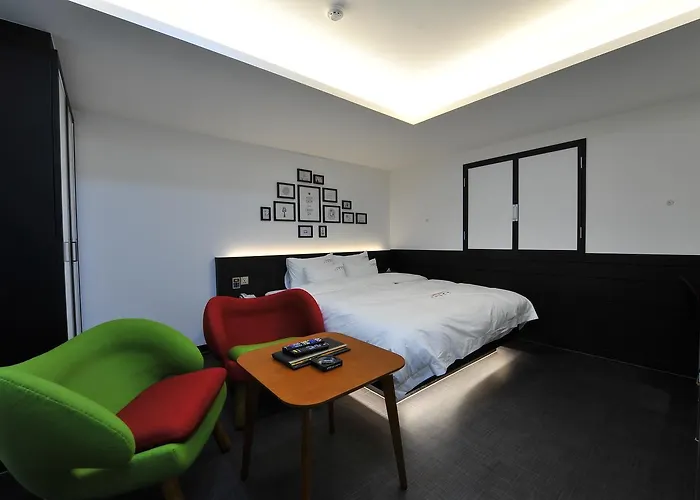 Ytt Hotel Nampo 3*