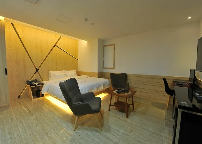 Ytt Hotel Nampo 3* Busan