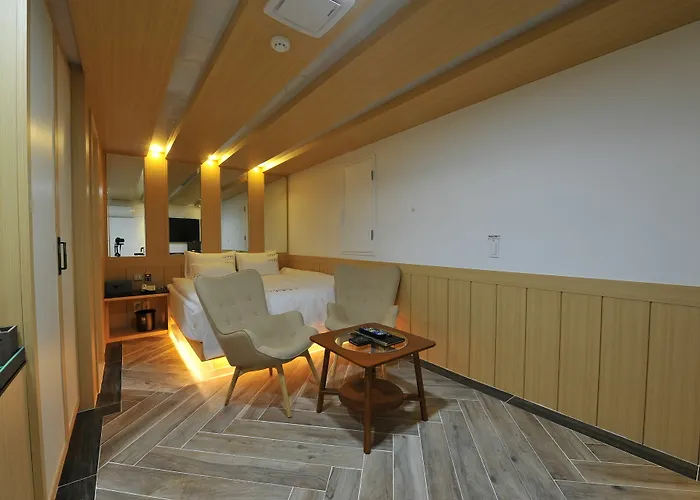 Ytt Hotel Nampo 3* Busan
